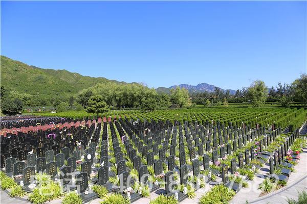 天寿陵园墓地使用年限及墓地价格介绍